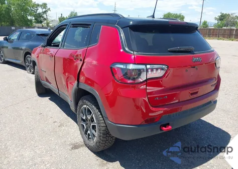 2025 Jeep Compass Trailhawk 4X4 from USA, damaged, VIN 3C4NJDDN7ST550950